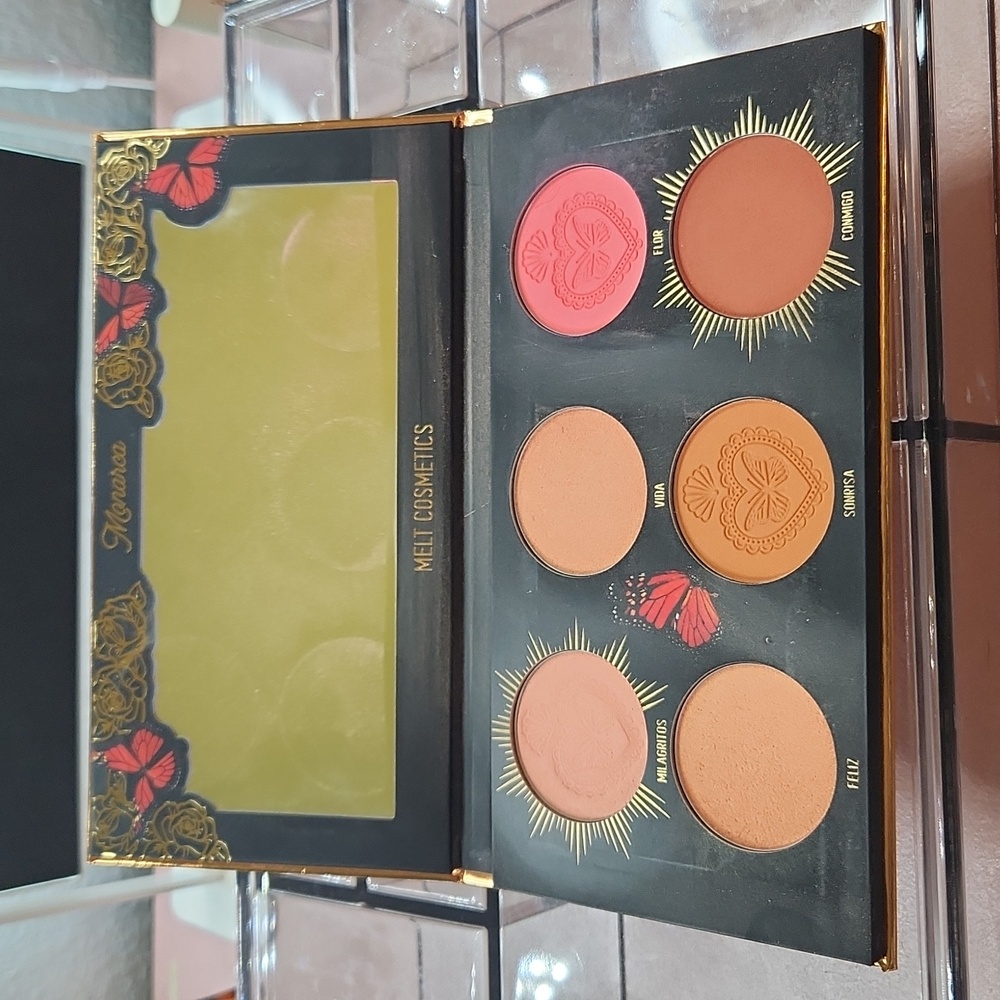 Melt cosmetics Monarca blush pallette